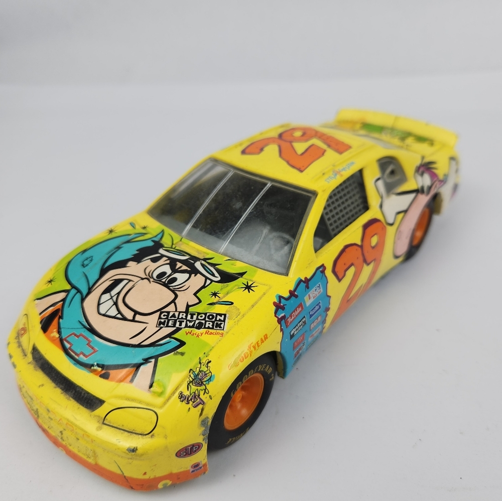 Nascar Cartoon Network The Flintstones 29 Steve Grissom Racing Champions 1/24